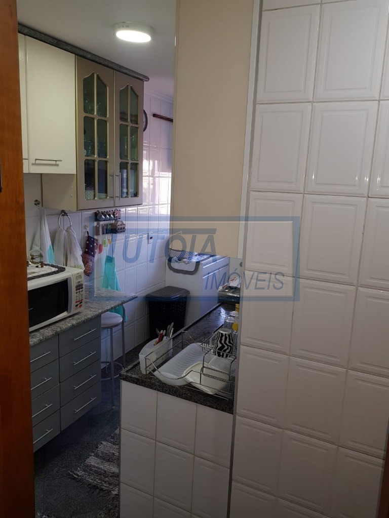 Apartamento à venda com 2 quartos, 60m² - Foto 15