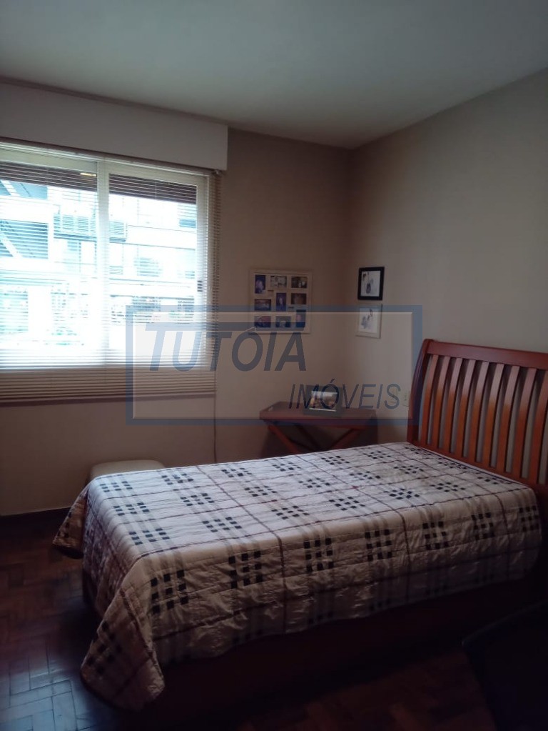 Apartamento à venda com 3 quartos, 189m² - Foto 11