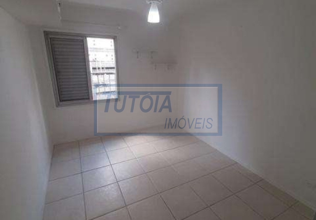 Apartamento à venda com 2 quartos, 69m² - Foto 5