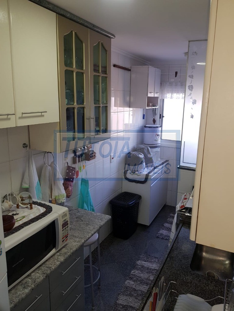 Apartamento à venda com 2 quartos, 60m² - Foto 16