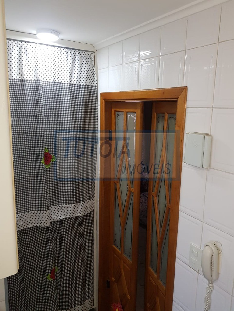 Apartamento à venda com 2 quartos, 60m² - Foto 18