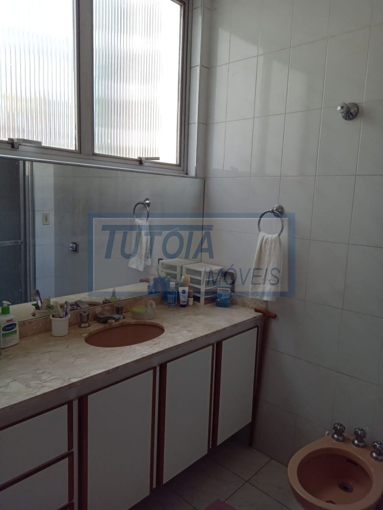 Apartamento à venda com 3 quartos, 189m² - Foto 17