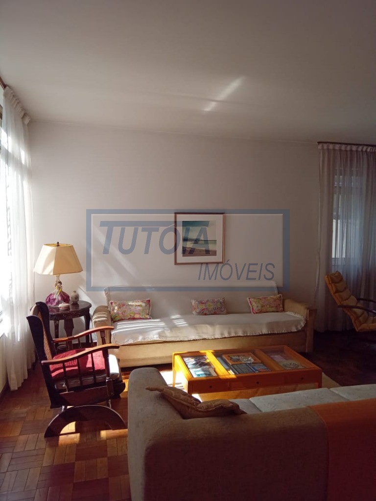 Apartamento à venda com 3 quartos, 189m² - Foto 2