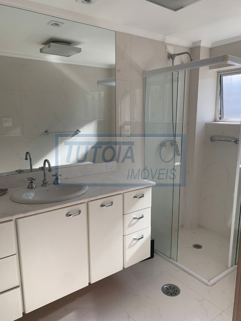 Apartamento à venda com 3 quartos, 189m² - Foto 29