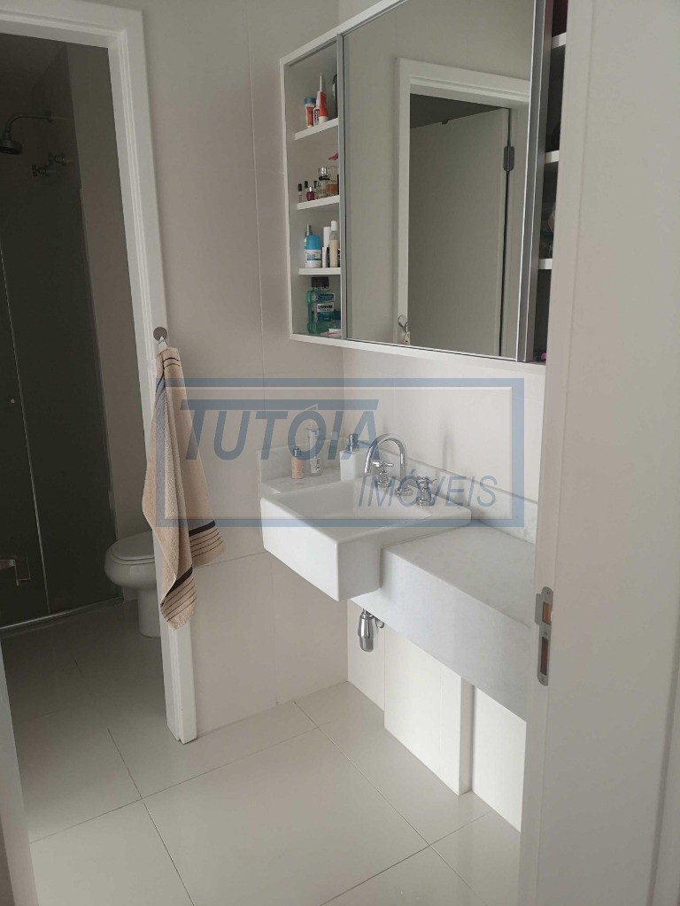 Apartamento para alugar com 1 quarto, 56m² - Foto 8