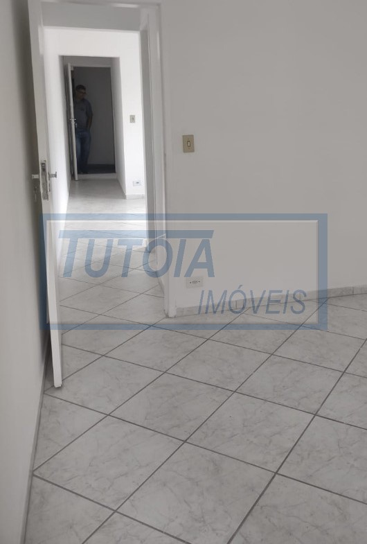 Apartamento à venda com 1 quarto, 45m² - Foto 13