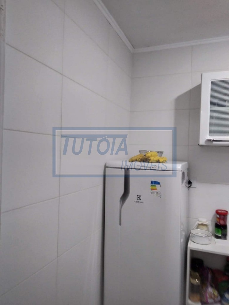 Apartamento à venda com 2 quartos, 70m² - Foto 14