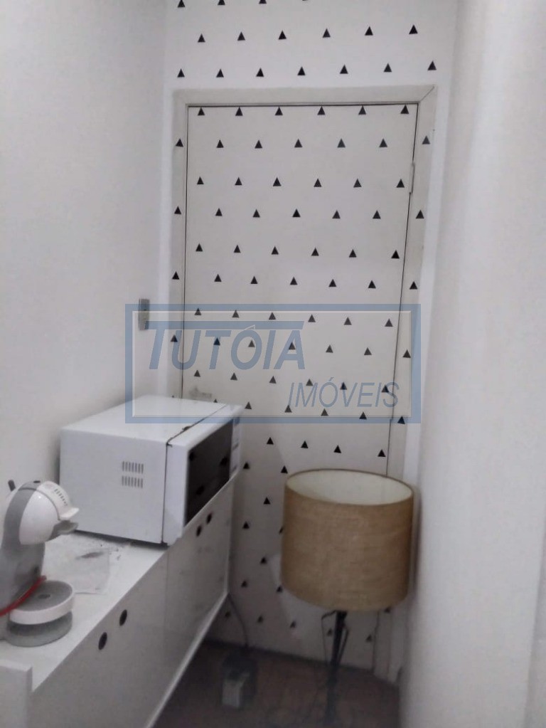 Apartamento à venda com 2 quartos, 70m² - Foto 13