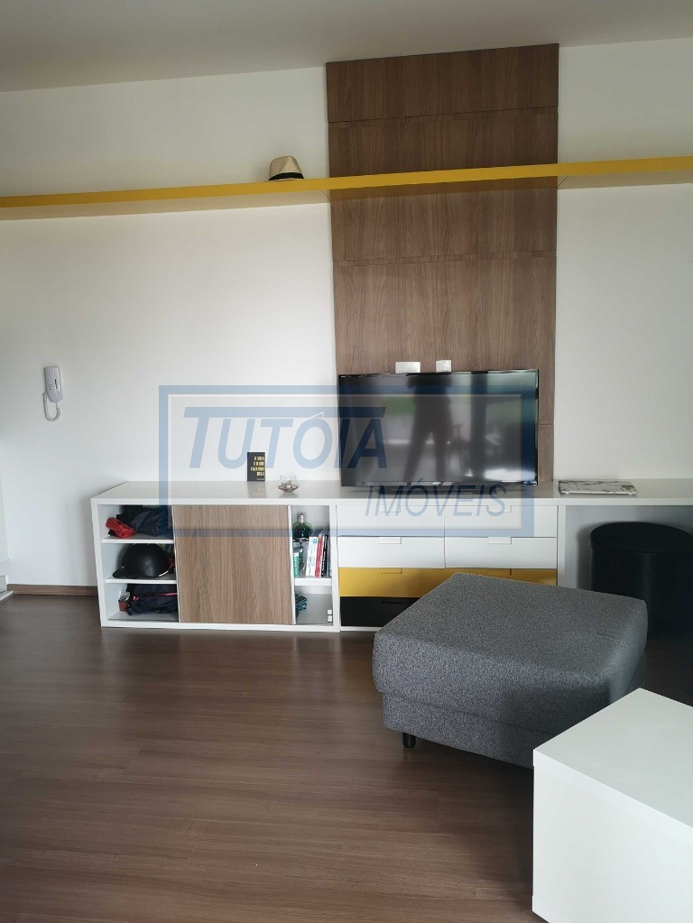 Apartamento para alugar com 1 quarto, 56m² - Foto 3