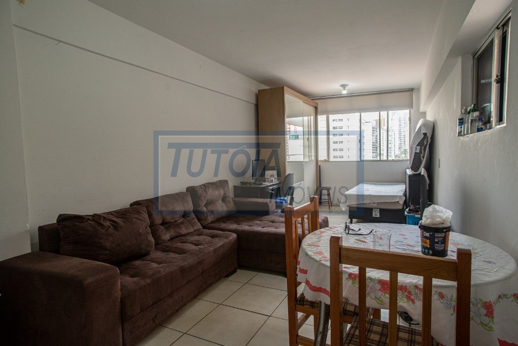 Kitnet e Studio à venda com 1 quarto, 28m² - Foto 1