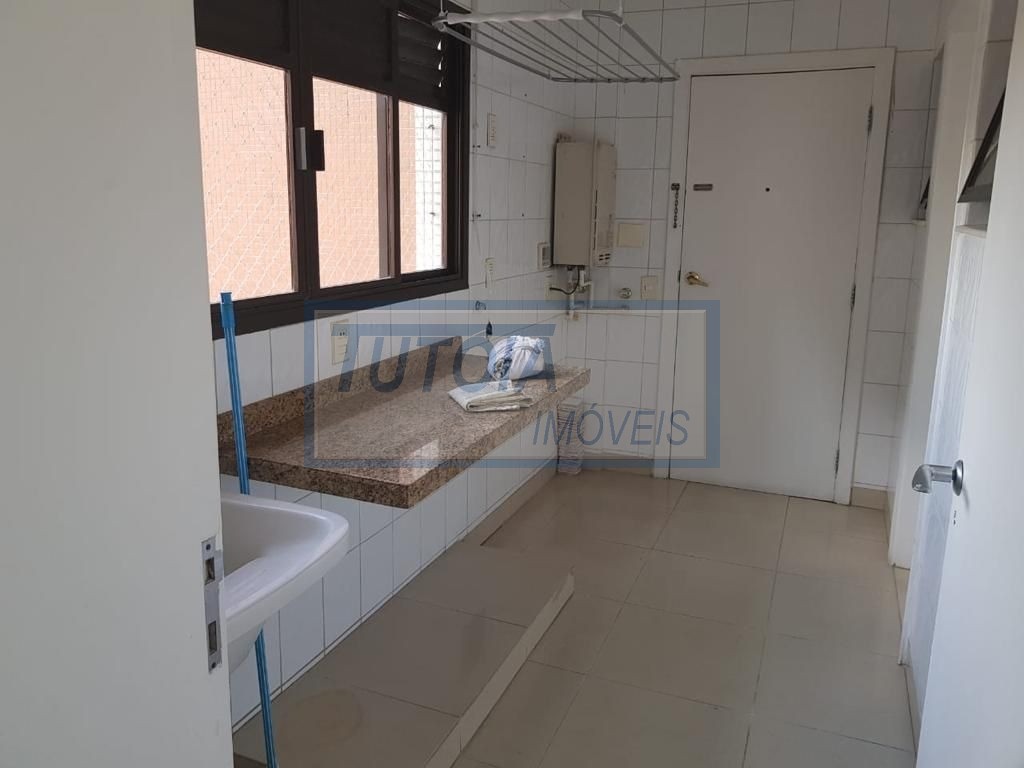 Apartamento à venda com 3 quartos, 130m² - Foto 12