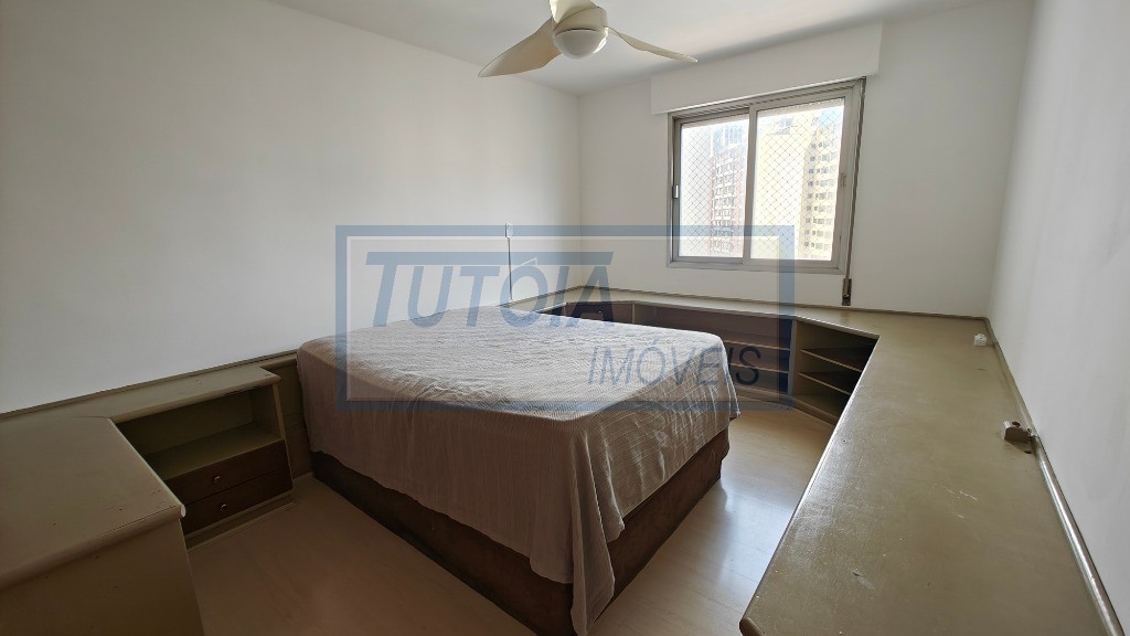 Apartamento à venda com 3 quartos, 115m² - Foto 9