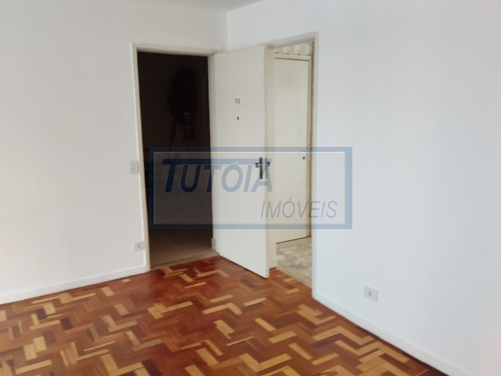 Apartamento à venda com 2 quartos, 75m² - Foto 3