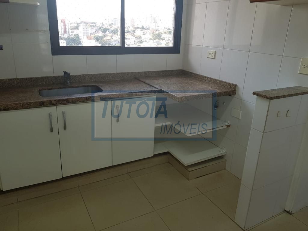 Apartamento à venda com 3 quartos, 130m² - Foto 11