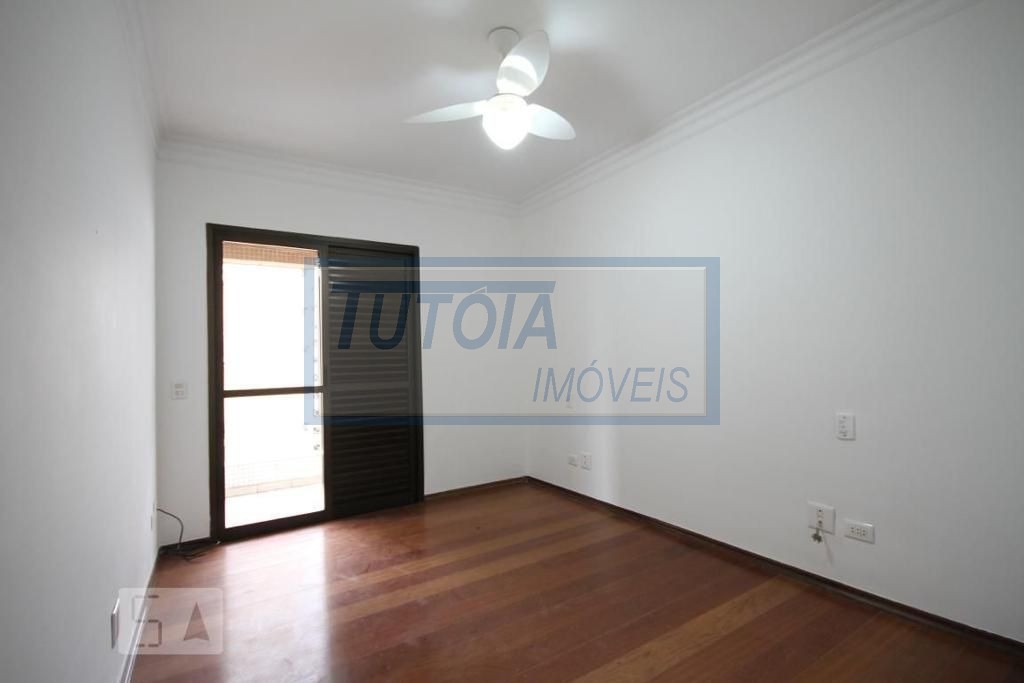 Apartamento à venda com 3 quartos, 130m² - Foto 7