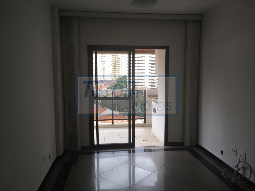 Apartamento à venda com 3 quartos, 100m² - Foto 1