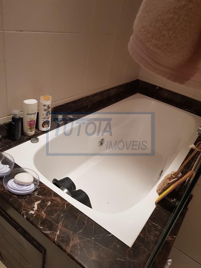 Apartamento à venda com 3 quartos, 130m² - Foto 15