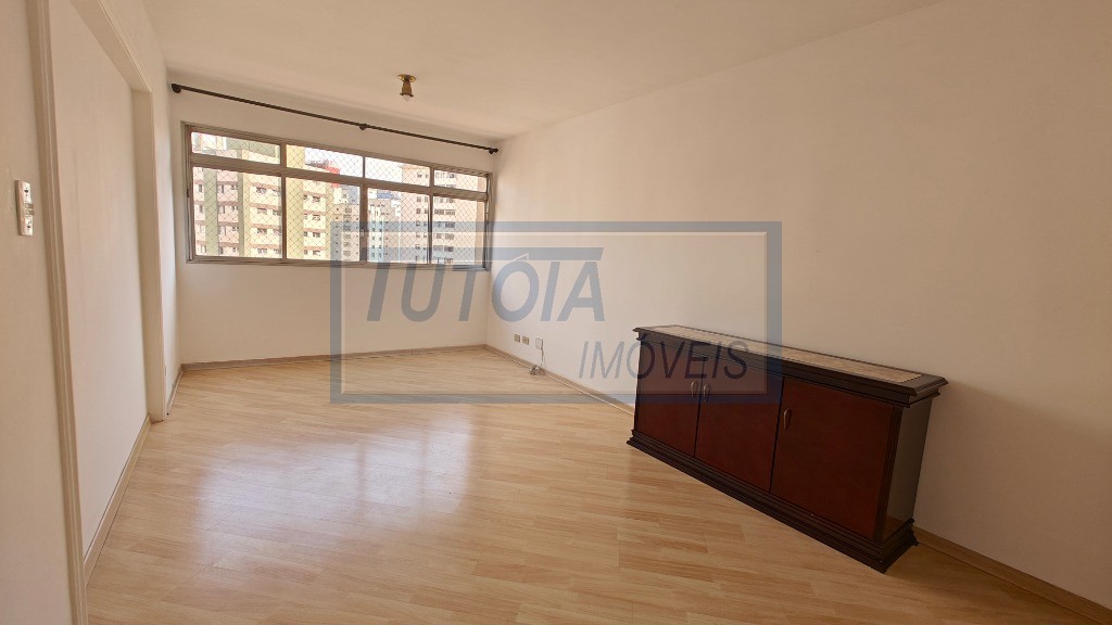 Apartamento à venda com 3 quartos, 115m² - Foto 2