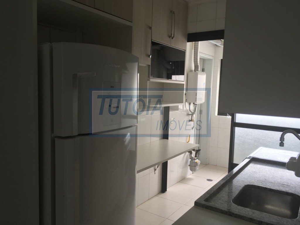 Apartamento à venda com 3 quartos, 100m² - Foto 4