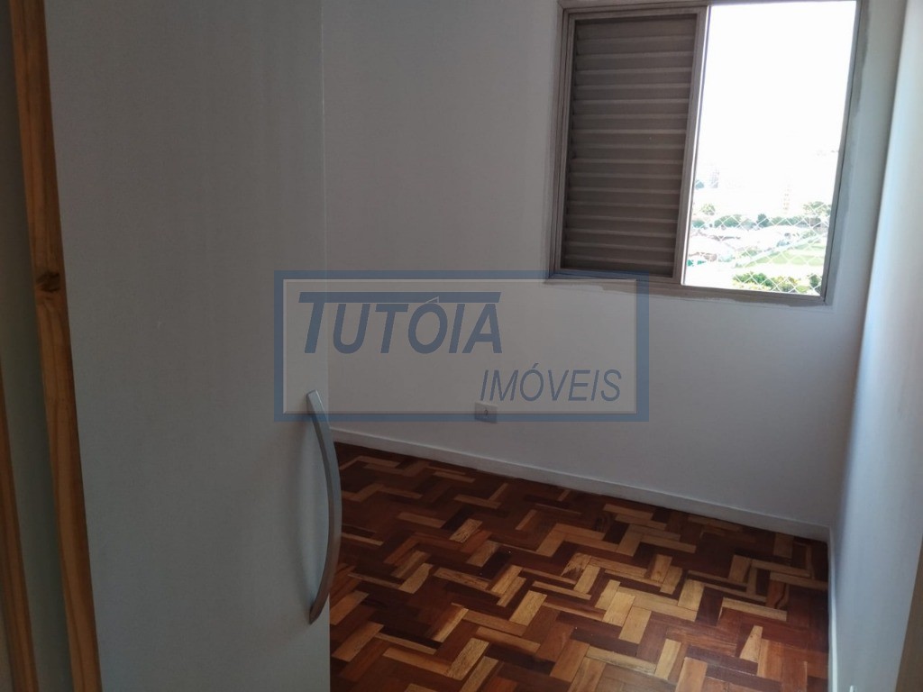 Apartamento à venda com 2 quartos, 75m² - Foto 7