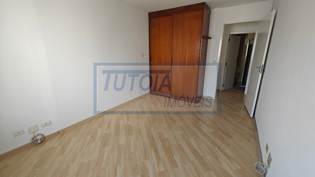 Apartamento à venda com 3 quartos, 115m² - Foto 4