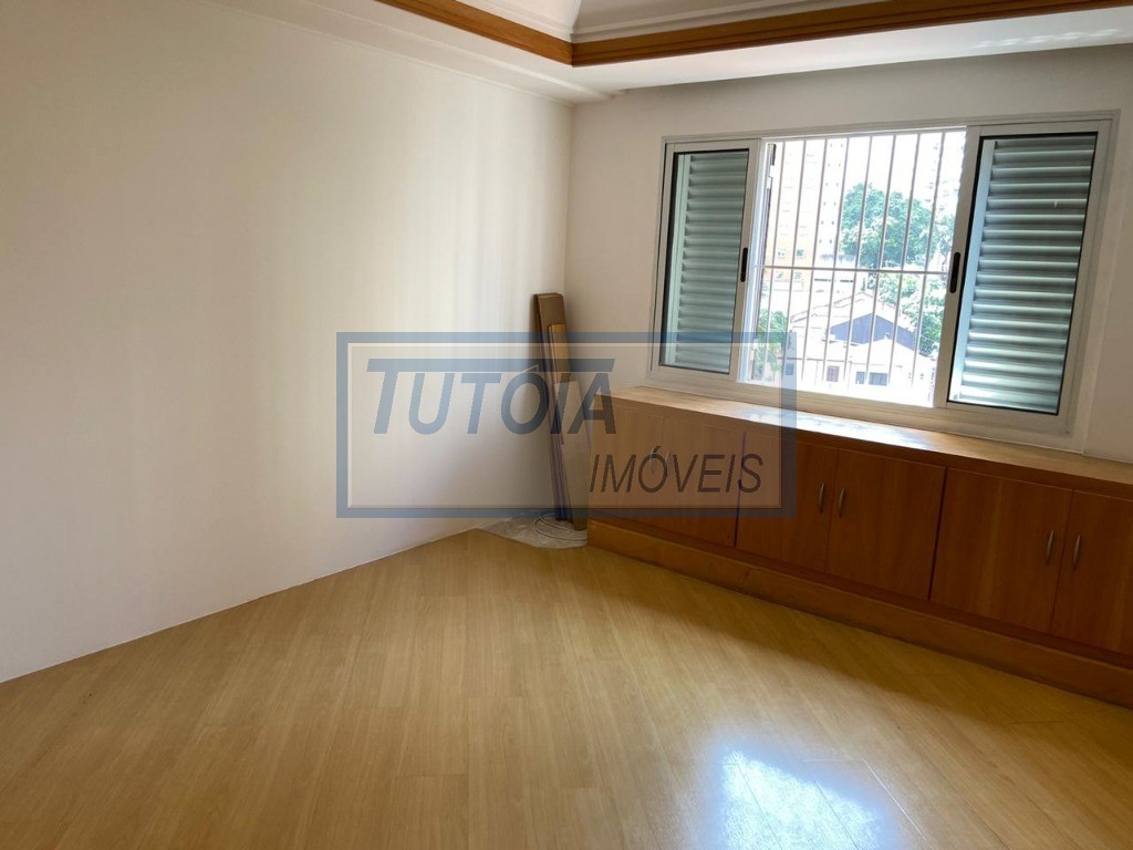 Apartamento à venda com 3 quartos, 188m² - Foto 3