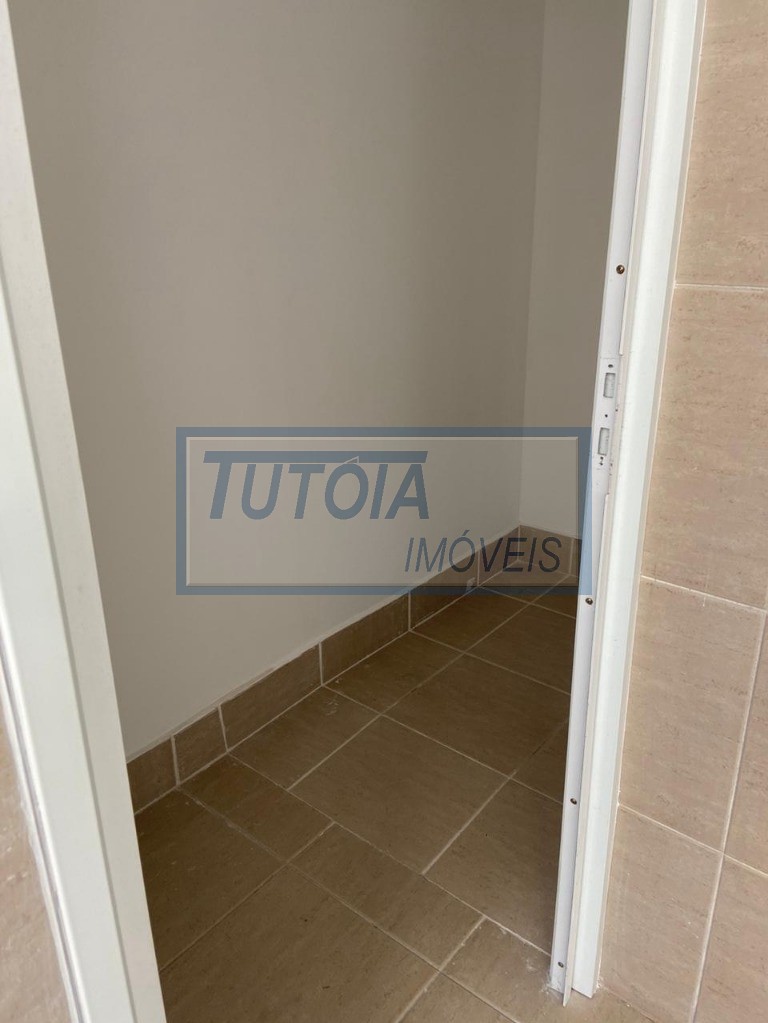 Apartamento à venda com 3 quartos, 188m² - Foto 7