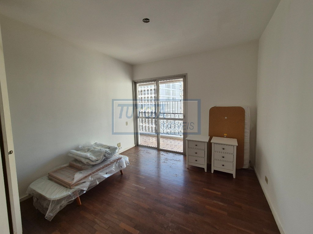 Apartamento à venda com 3 quartos, 140m² - Foto 10