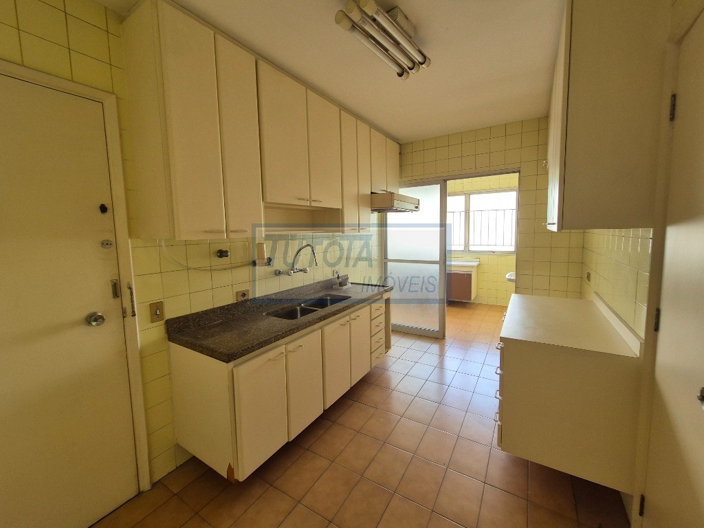 Apartamento à venda com 3 quartos, 140m² - Foto 26