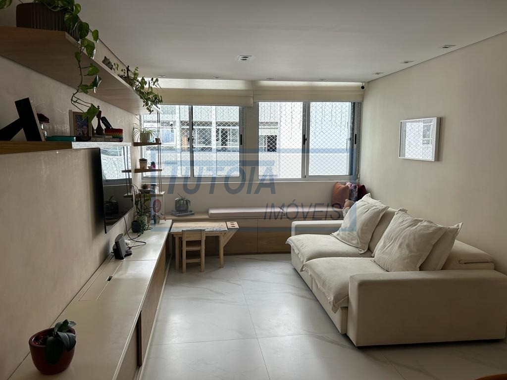 Apartamento à venda com 3 quartos, 105m² - Foto 1