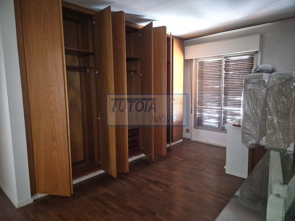 Apartamento à venda com 3 quartos, 140m² - Foto 19