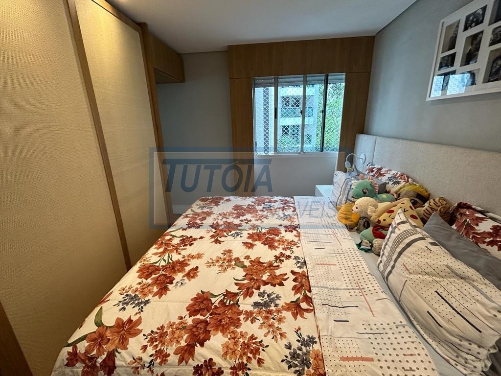 Apartamento à venda com 3 quartos, 105m² - Foto 13