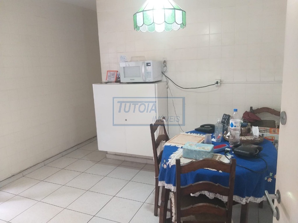 Apartamento à venda com 3 quartos, 140m² - Foto 9