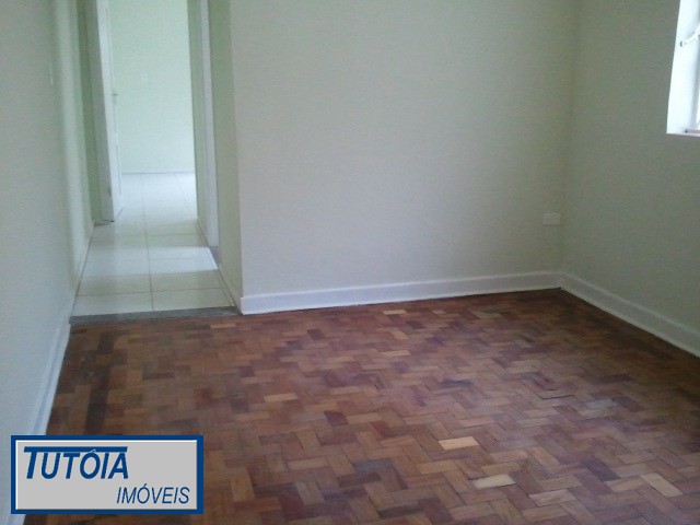 Casa para alugar com 1 quarto, 90m² - Foto 2