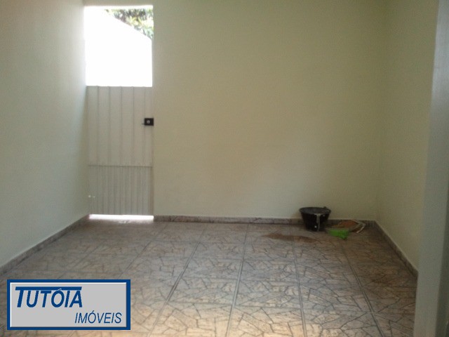 Casa para alugar com 1 quarto, 90m² - Foto 14