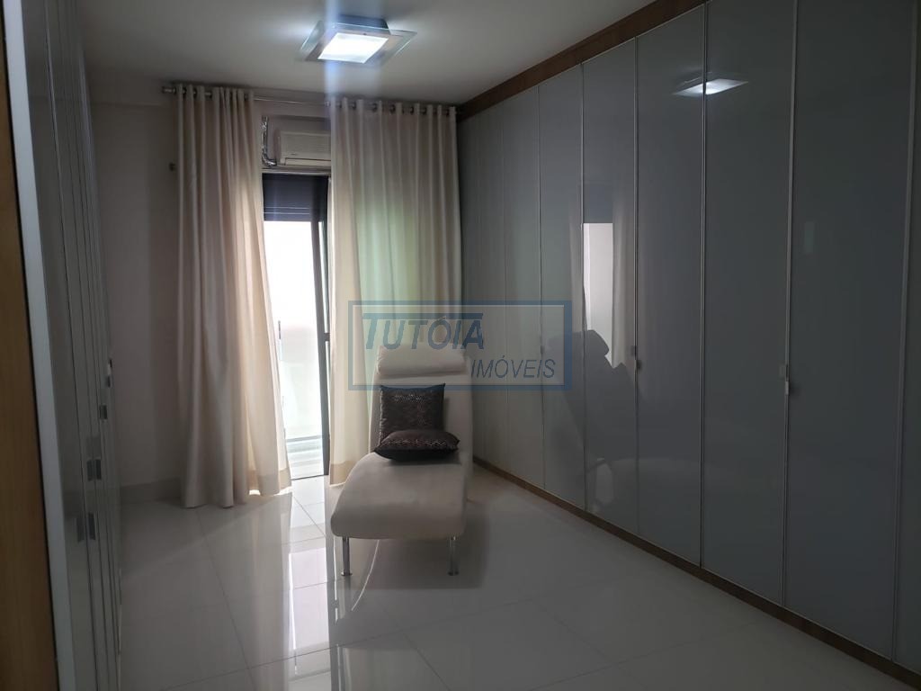 Apartamento para alugar com 3 quartos, 230m² - Foto 8