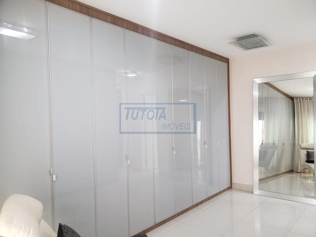 Apartamento para alugar com 3 quartos, 230m² - Foto 10