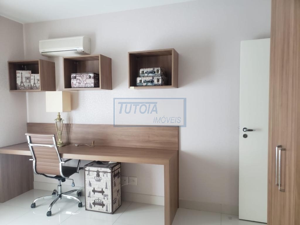 Apartamento para alugar com 3 quartos, 230m² - Foto 11