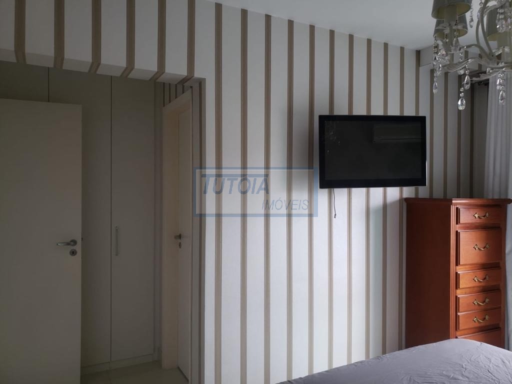 Apartamento para alugar com 3 quartos, 230m² - Foto 17