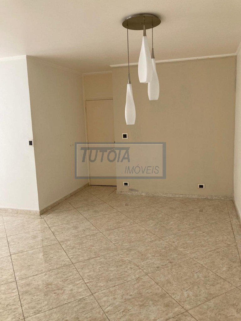 Apartamento à venda com 3 quartos, 105m² - Foto 2