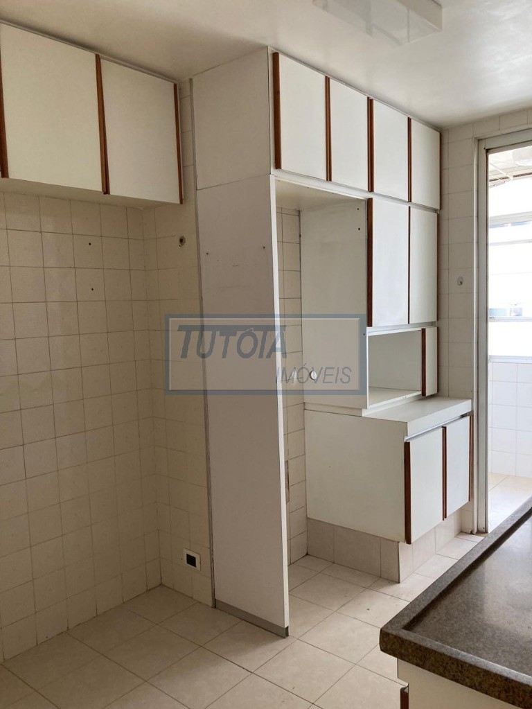 Apartamento à venda com 3 quartos, 105m² - Foto 9