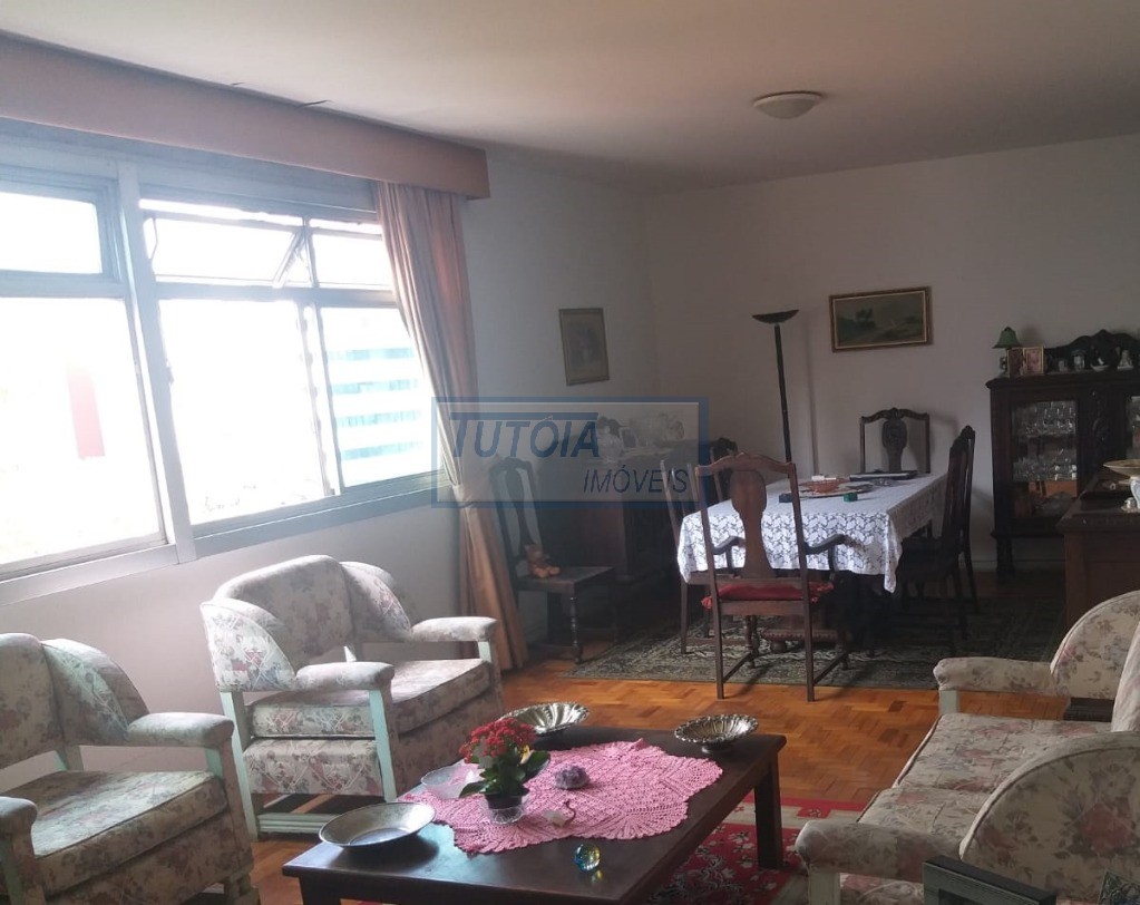 Apartamento à venda com 3 quartos, 140m² - Foto 4