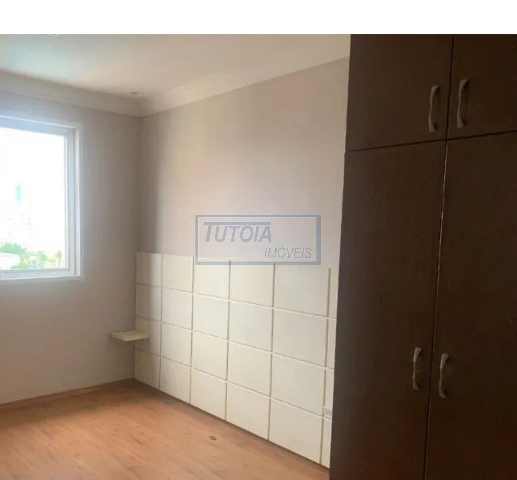 Apartamento à venda com 3 quartos, 100m² - Foto 4