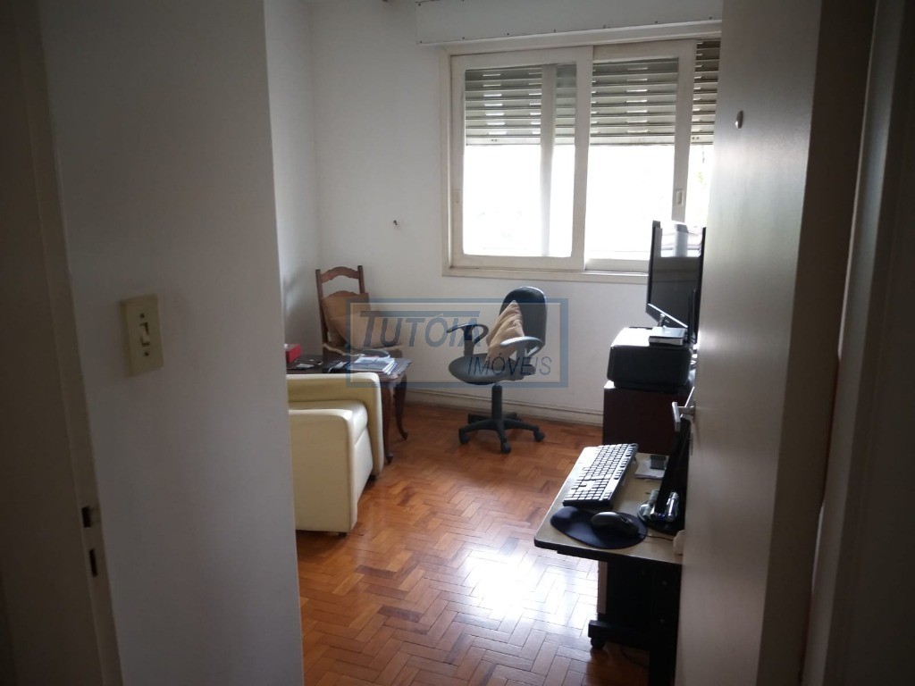 Apartamento à venda com 3 quartos, 140m² - Foto 11