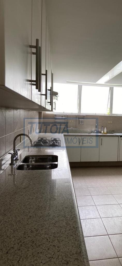 Apartamento à venda com 3 quartos, 188m² - Foto 14