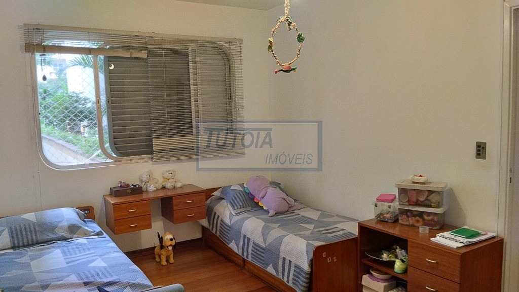 Apartamento à venda com 3 quartos, 140m² - Foto 16