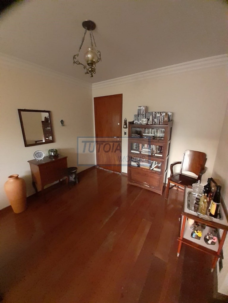 Apartamento à venda com 3 quartos, 107m² - Foto 4