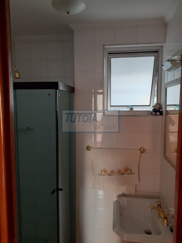 Apartamento à venda com 3 quartos, 107m² - Foto 11