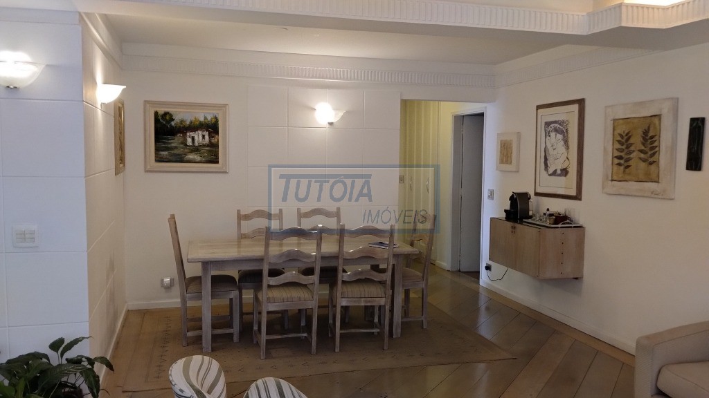 Apartamento à venda com 3 quartos, 140m² - Foto 4