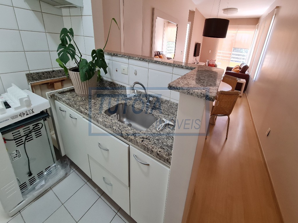 Apartamento à venda com 2 quartos, 80m² - Foto 25